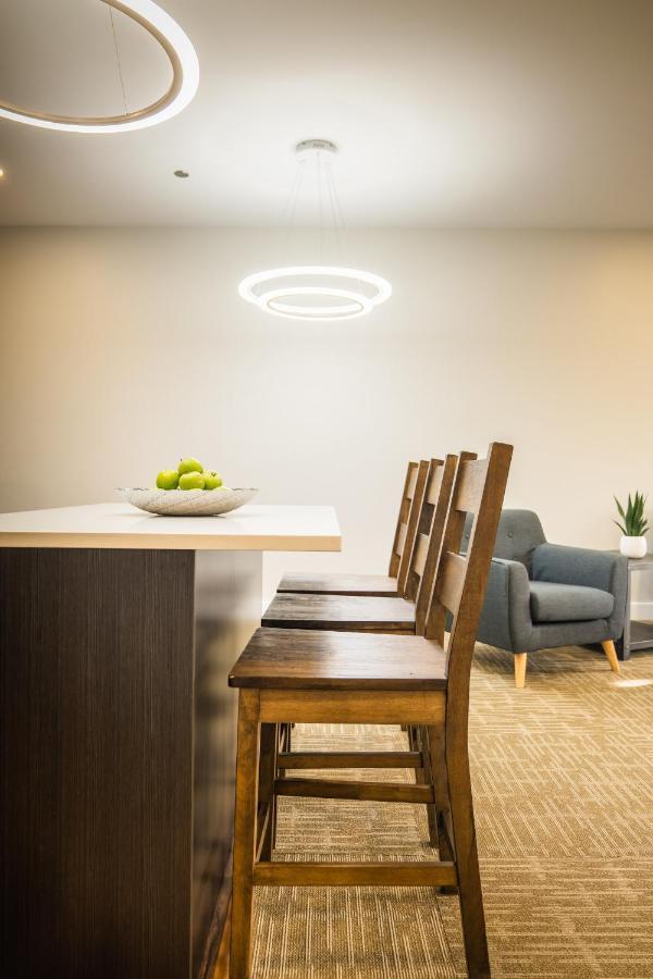 Quality Inn Sunshine Suites Террас Экстерьер фото