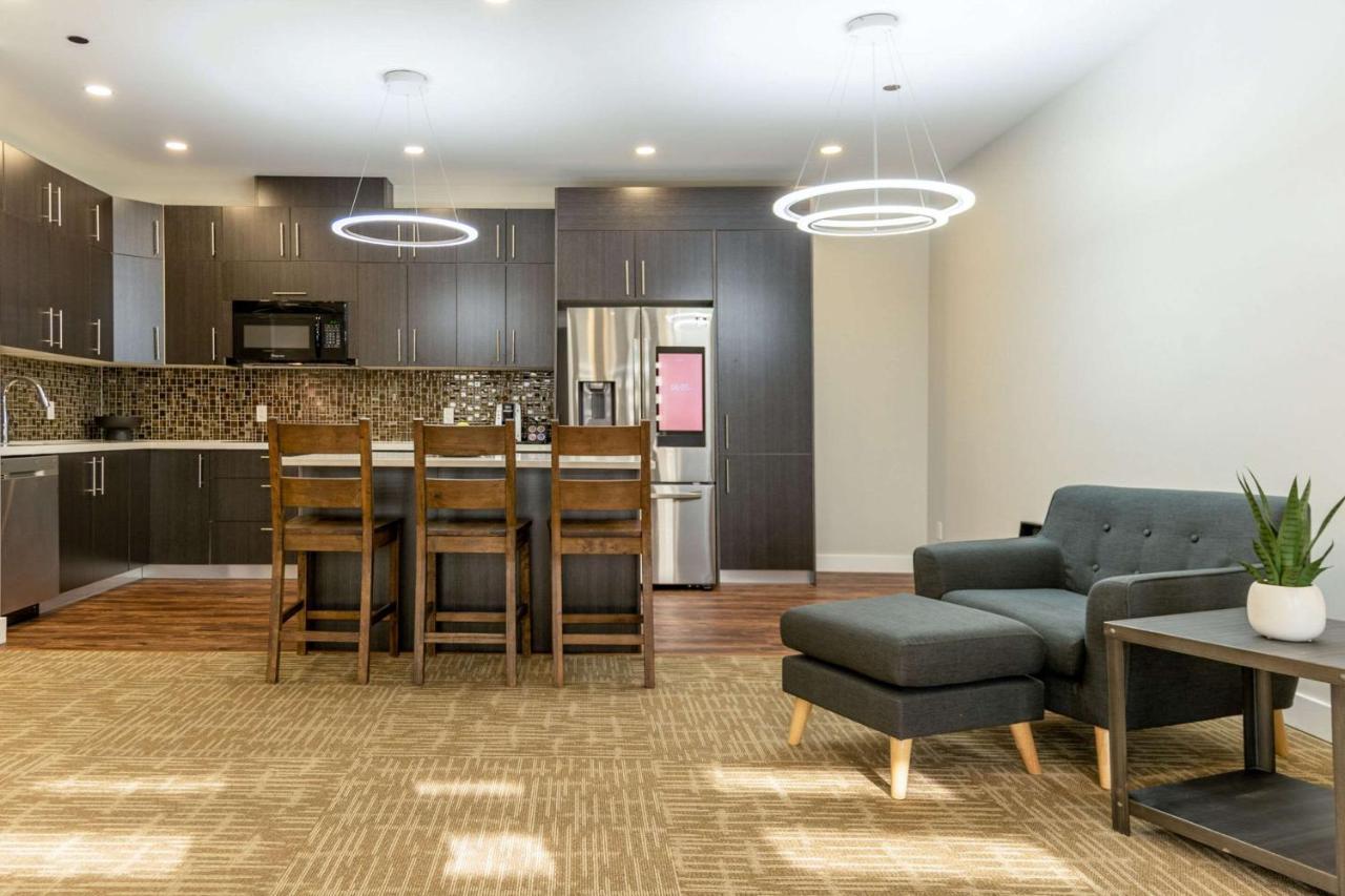 Quality Inn Sunshine Suites Террас Экстерьер фото