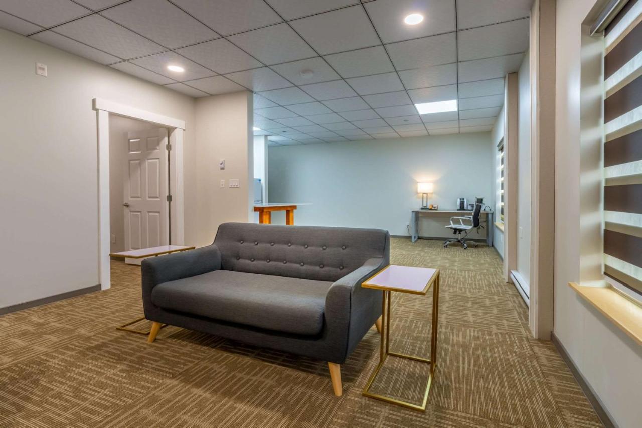 Quality Inn Sunshine Suites Террас Экстерьер фото
